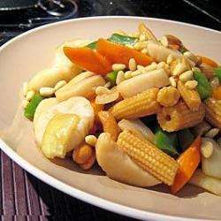 Scallops with Cashew Nuts